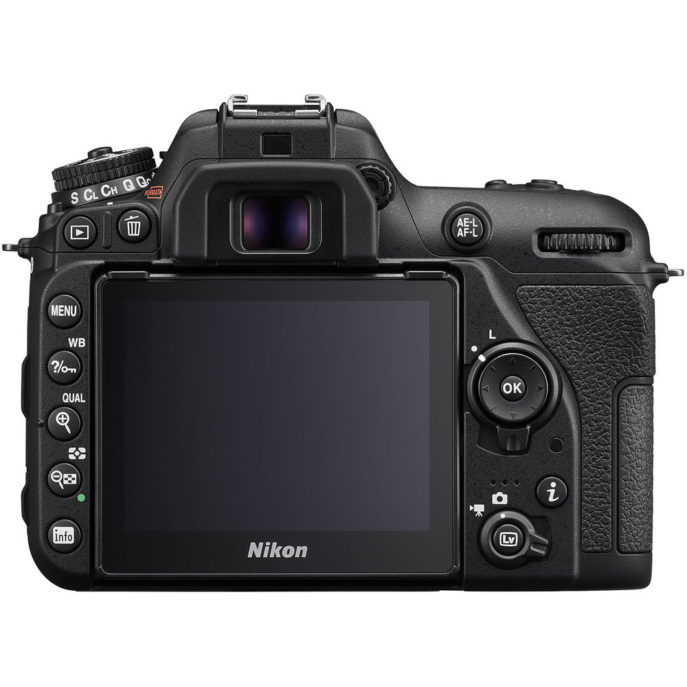 Nikon D7500 with 18-140mm Lens