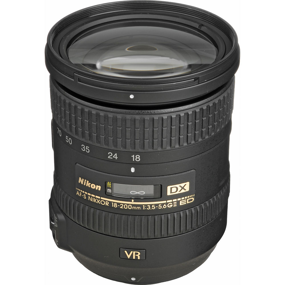 Nikon AF-S DX NIKKOR 18-200mm f/3.5-5.6G ED VR II